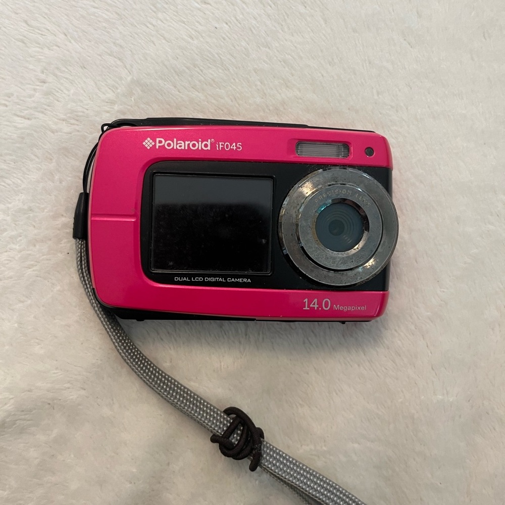 Polaroid iF045 digital camera